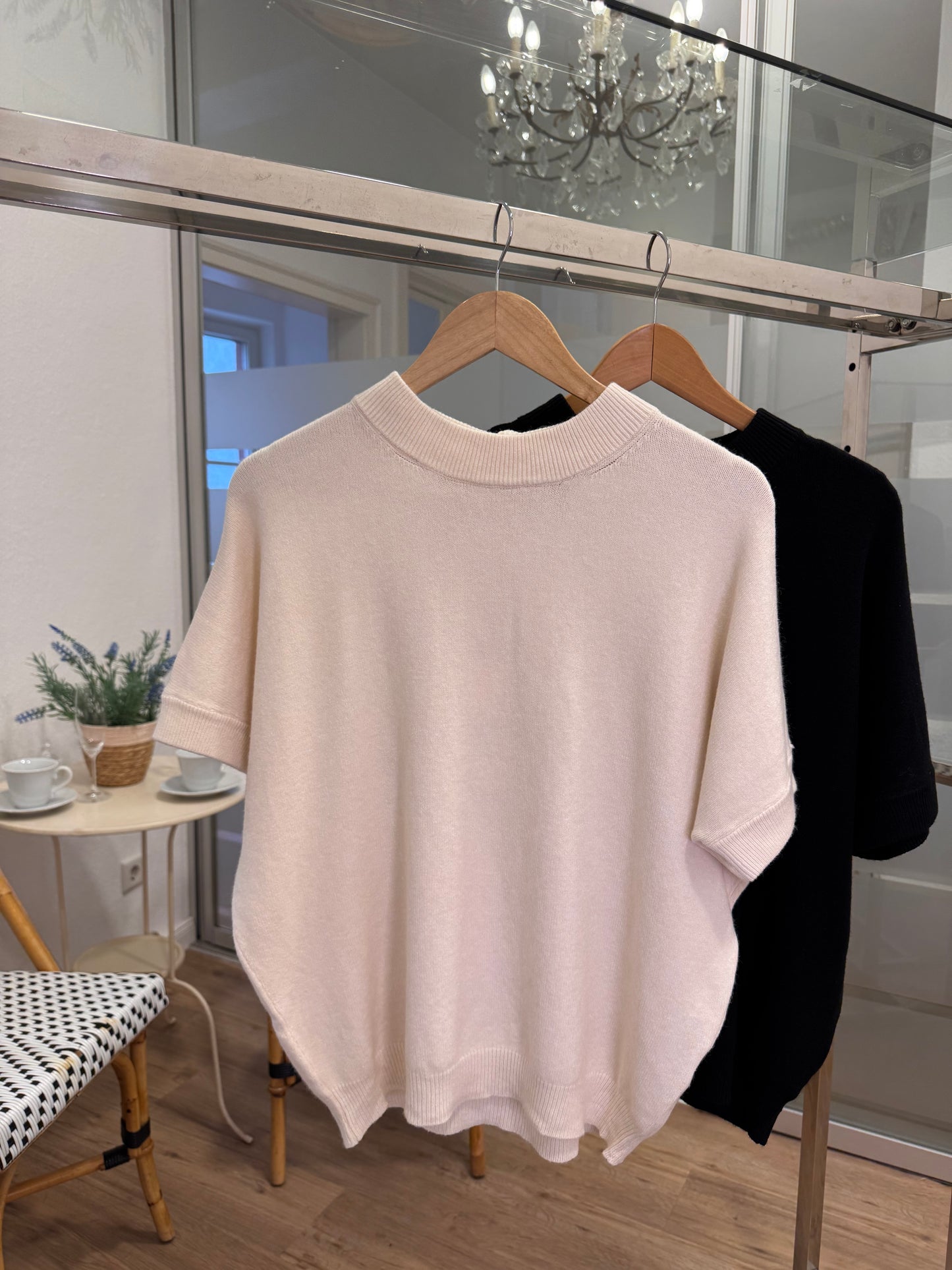 Elegantes Schleifen Strickoberteil