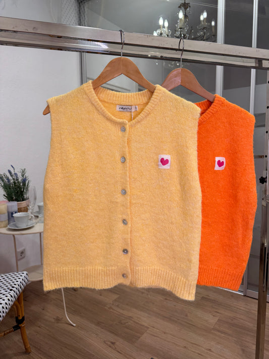 Gelbe Strickweste